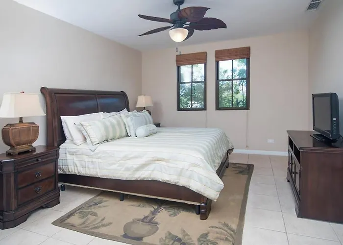 Ferienhaus Spacious Beach-inspired With Resort-style Amenities & Club Access