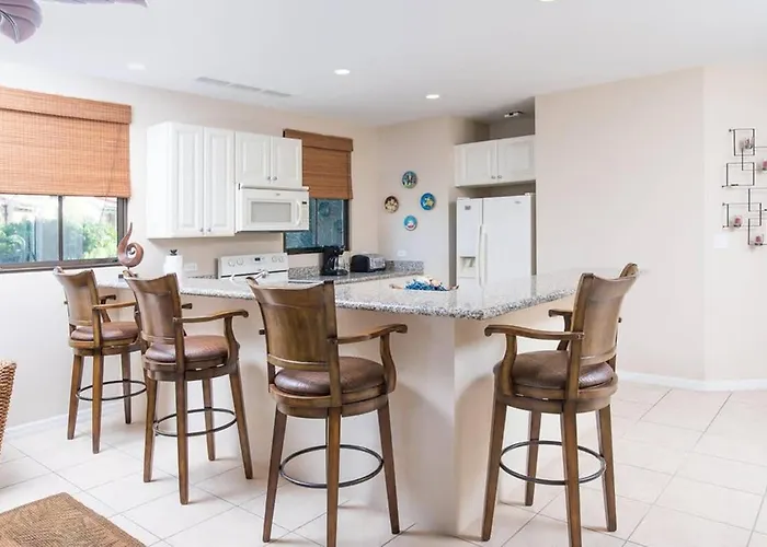 Ferienhaus Spacious Beach-inspired With Resort-style Amenities & Club Access *
