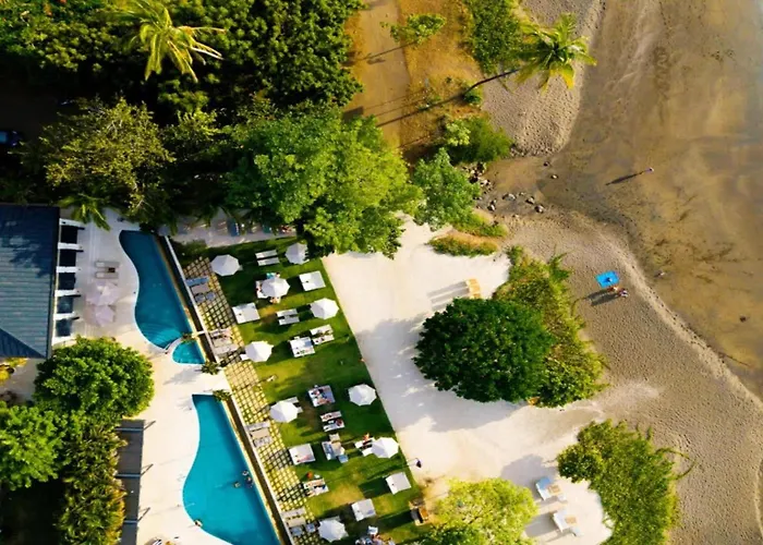 Spacious Beach-inspired With Resort-style Amenities & Club Access * Coco